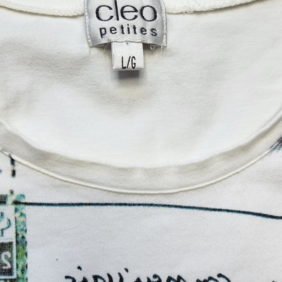 CLEO white travel motif Size Large Petite - Picture 4 of 4
